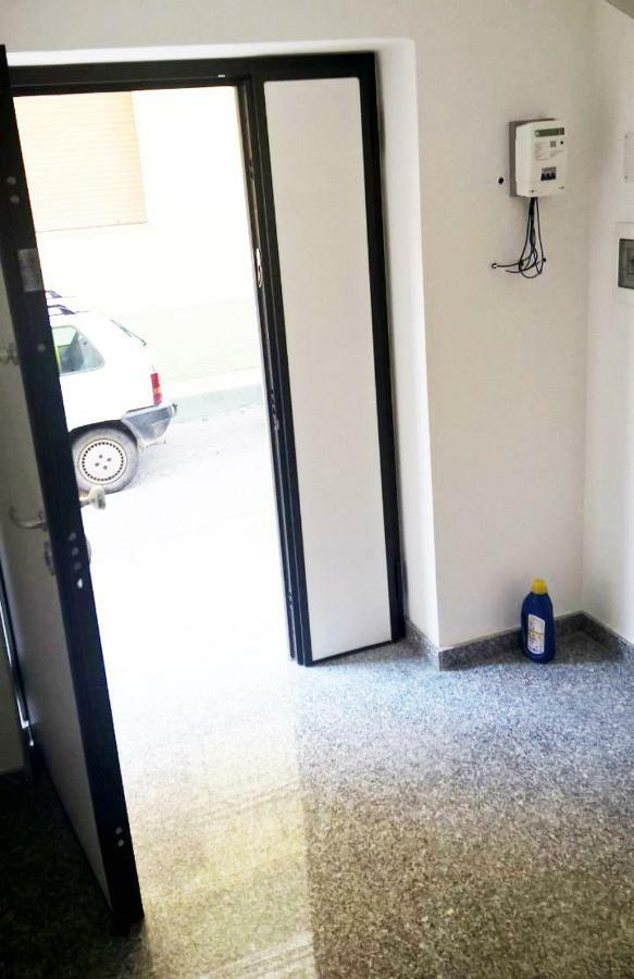 הוילה Cirò Marina Climatizzato In Centro A 100M Dal Mare מראה חיצוני תמונה