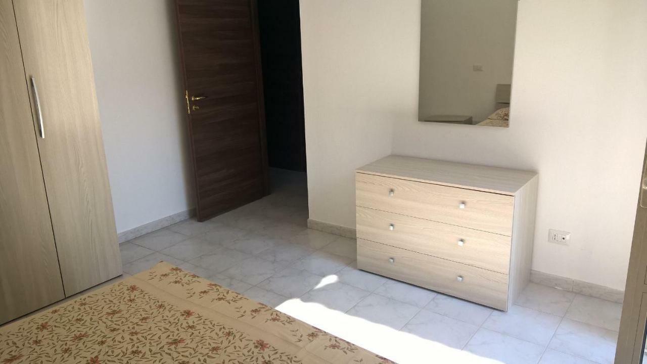 הוילה Cirò Marina Climatizzato In Centro A 100M Dal Mare מראה חיצוני תמונה