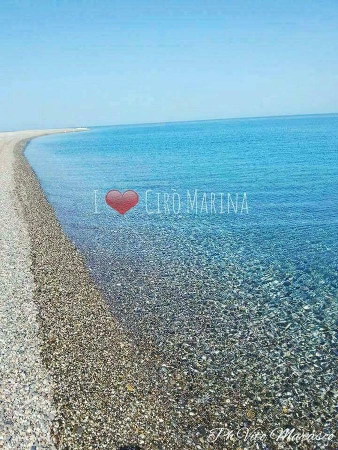 הוילה Cirò Marina Climatizzato In Centro A 100M Dal Mare מראה חיצוני תמונה